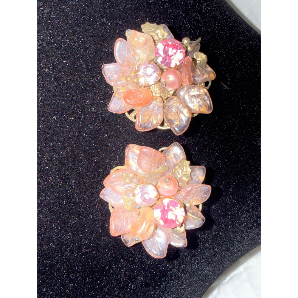 Vintage Pink Floral Clip On Earrings Rhinestone Faux Pearl Gold Tone Cluster